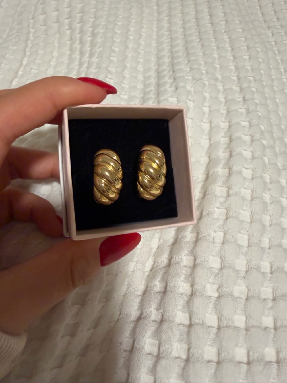 Gold plated  Twisted Hoop Clip-On Earrings - Women Jewelry